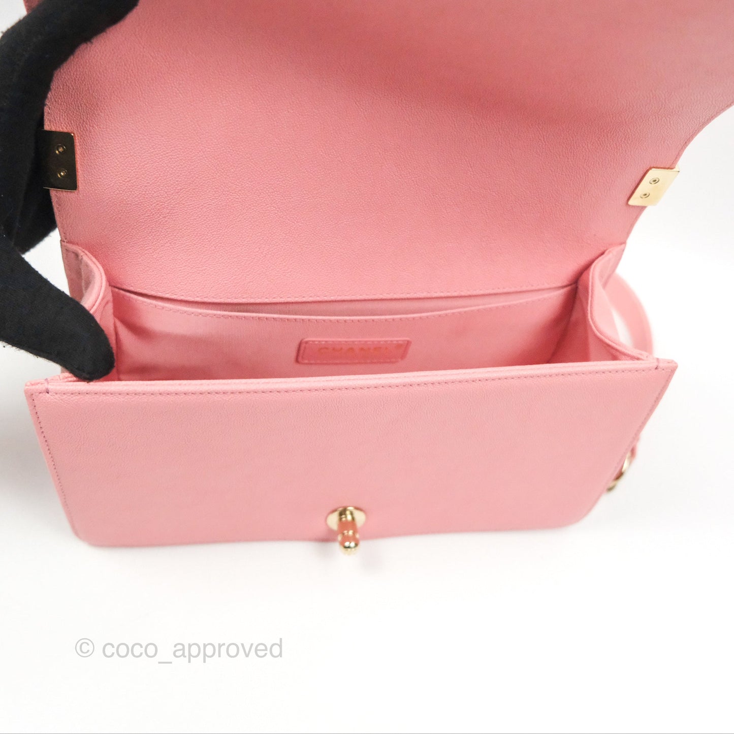 Chanel Boy Chevron Medium Pink Caviar Gold Hardware