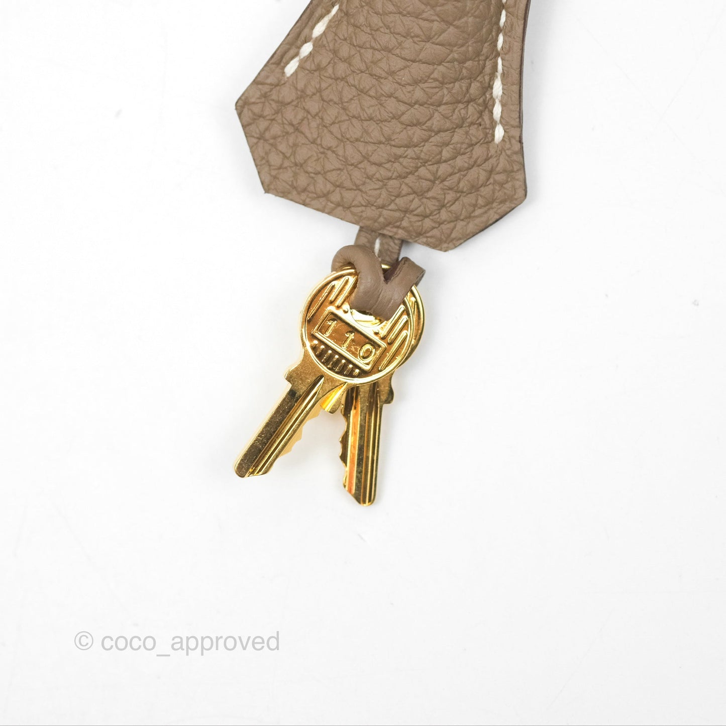 Hermès Kelly 28 Retourne Etoupe Togo Gold Hardware
