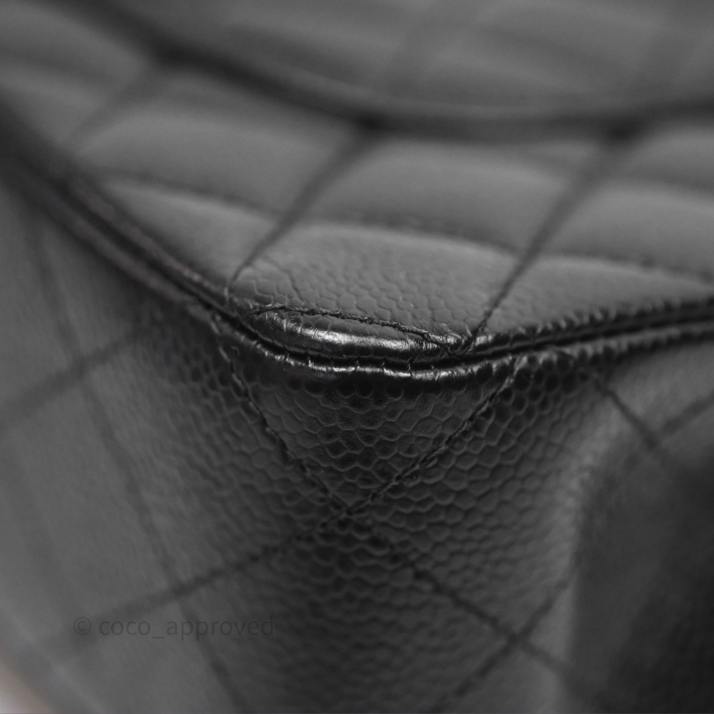 Chanel Classic M/L Medium Flap Quilted Black Caviar Gold Hardware