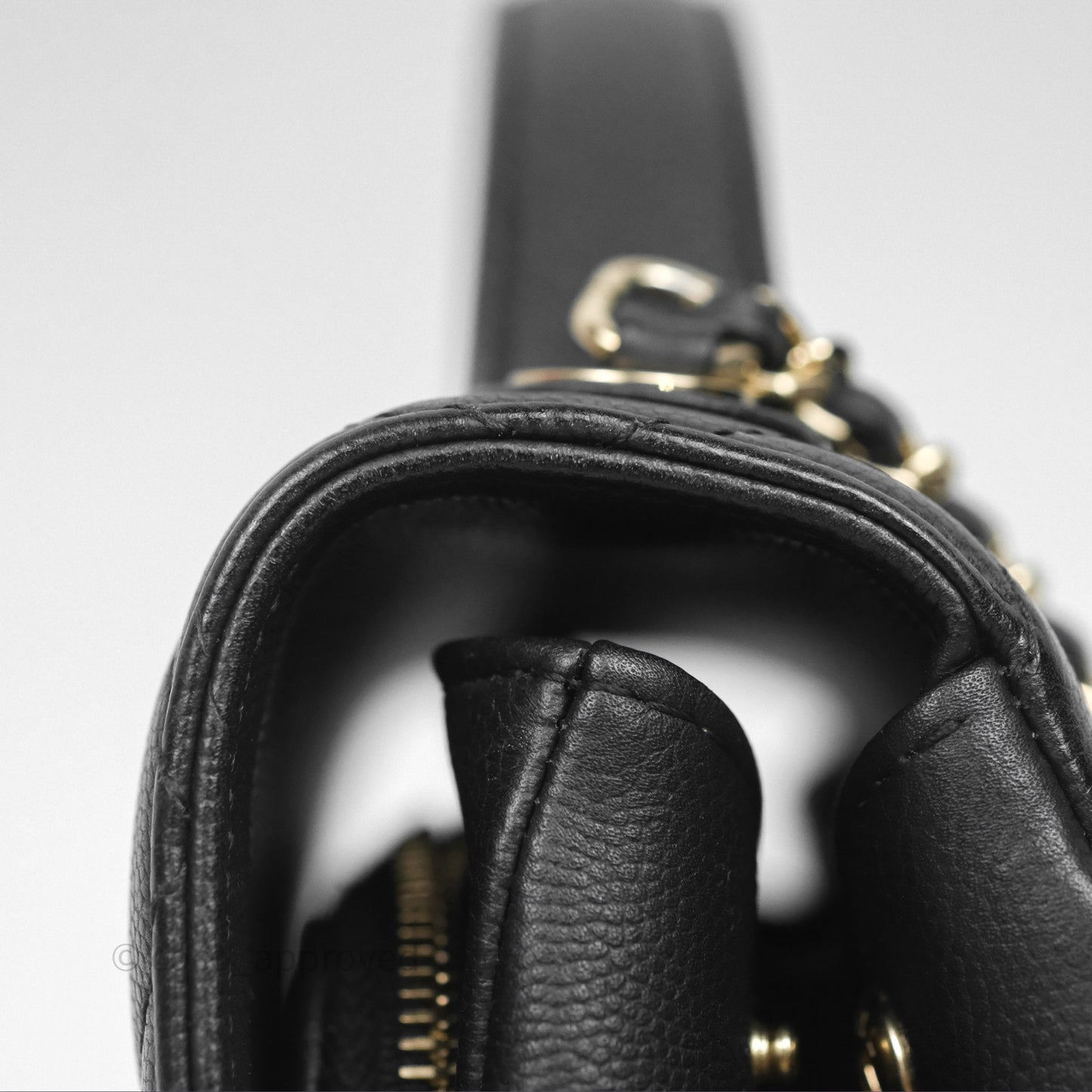 Chanel Quilted Small Business Affinity Flap Black Caviar Gold Hardware
