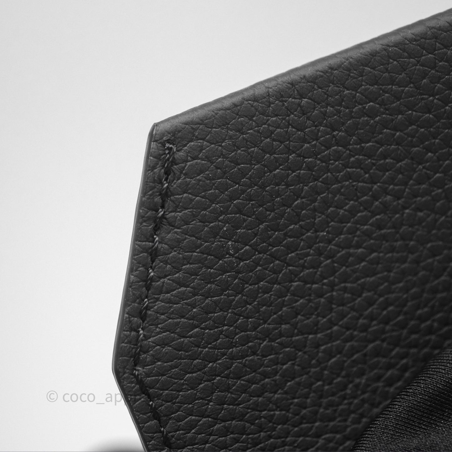 Louis Vuitton Fastline Messenger Black