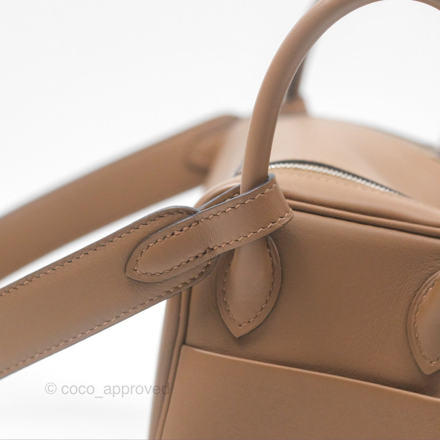 Hermès Mini Lindy 20 Verso Swift Alezan 3G / Biscuit 48 Palladium Hardware