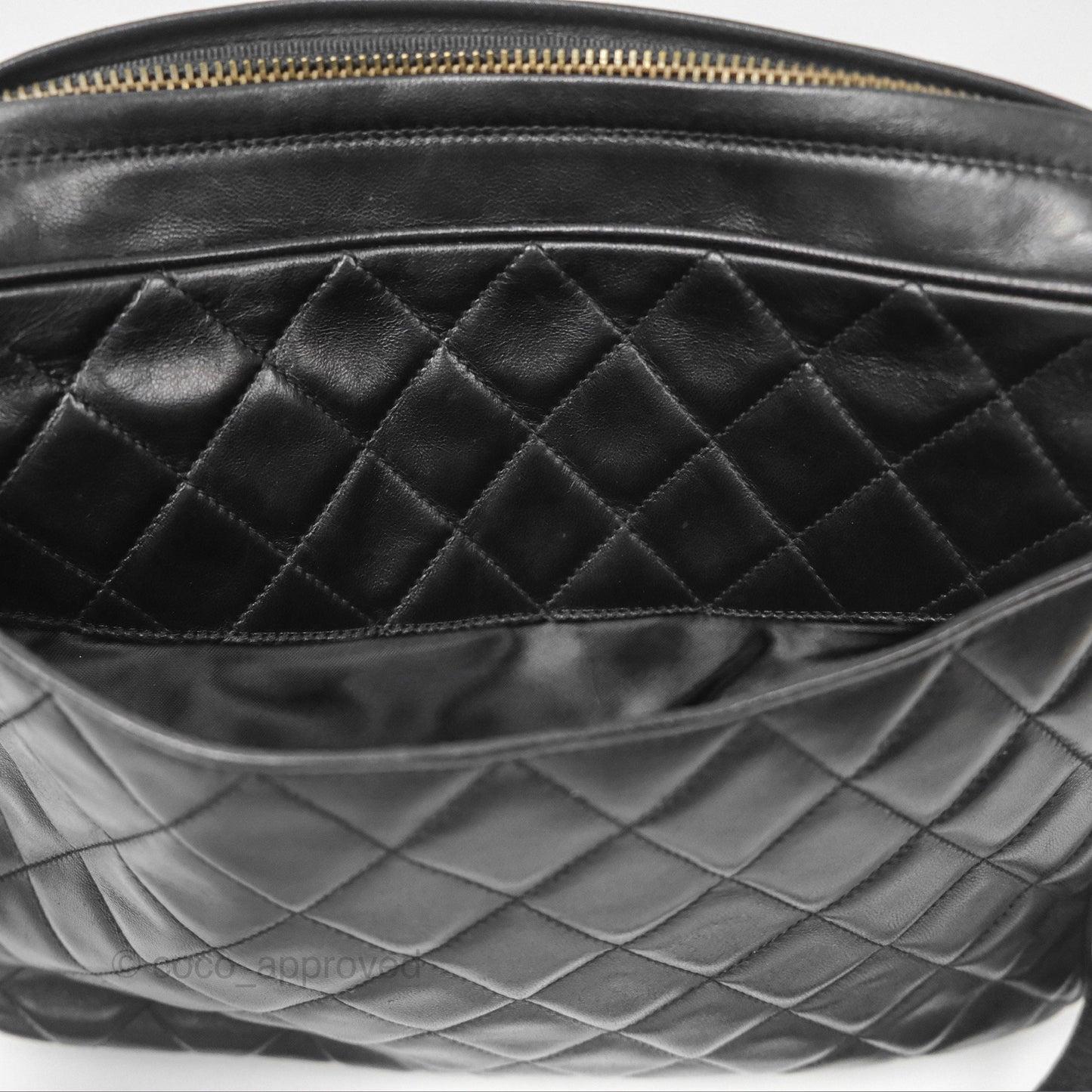 Chanel Vintage Quilted Shoulder Bag Black Lambskin Gold Hardware
