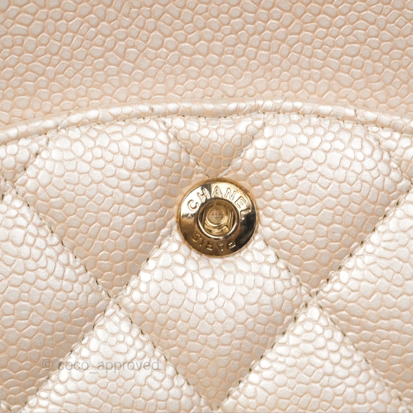 Chanel Classic M/L Medium Flap Quilted Pearly Ivory Beige Caviar Matte Gold Hardware 12P