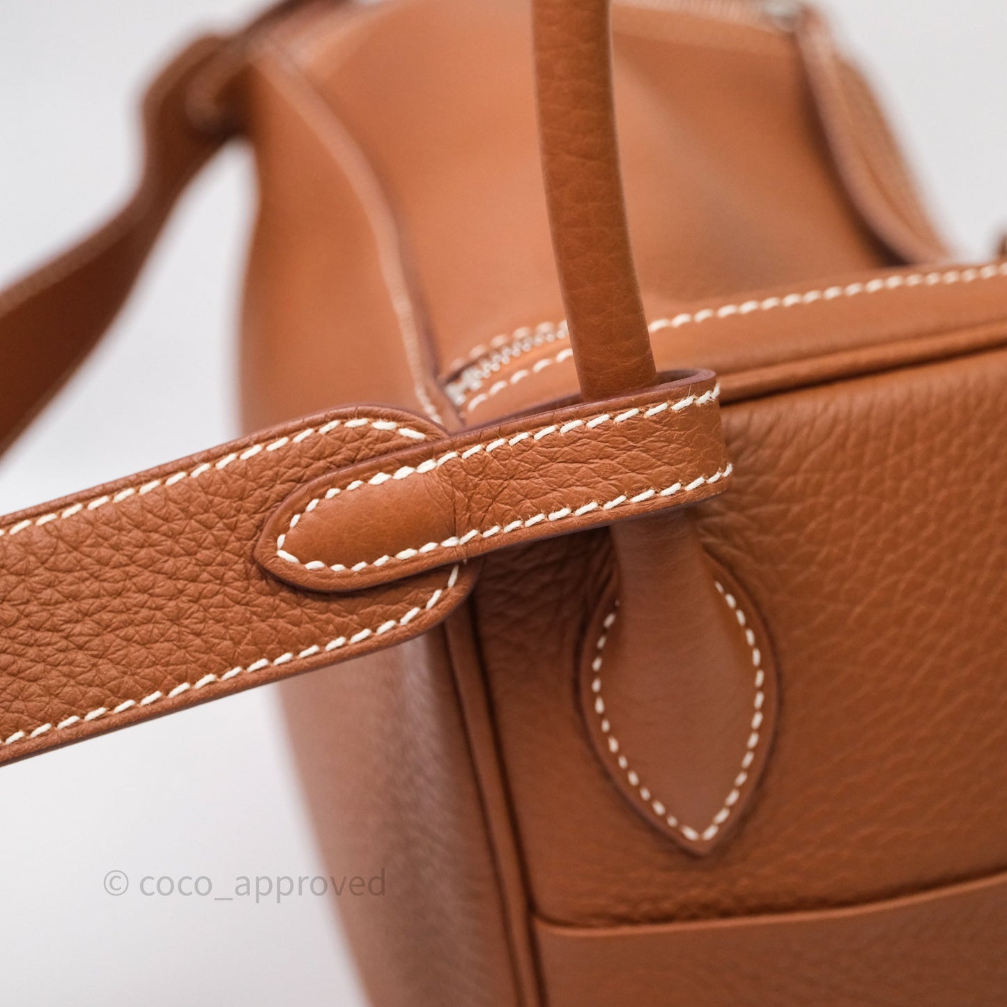 Hermès Lindy 26 Gold Clemence Palladium Hardware