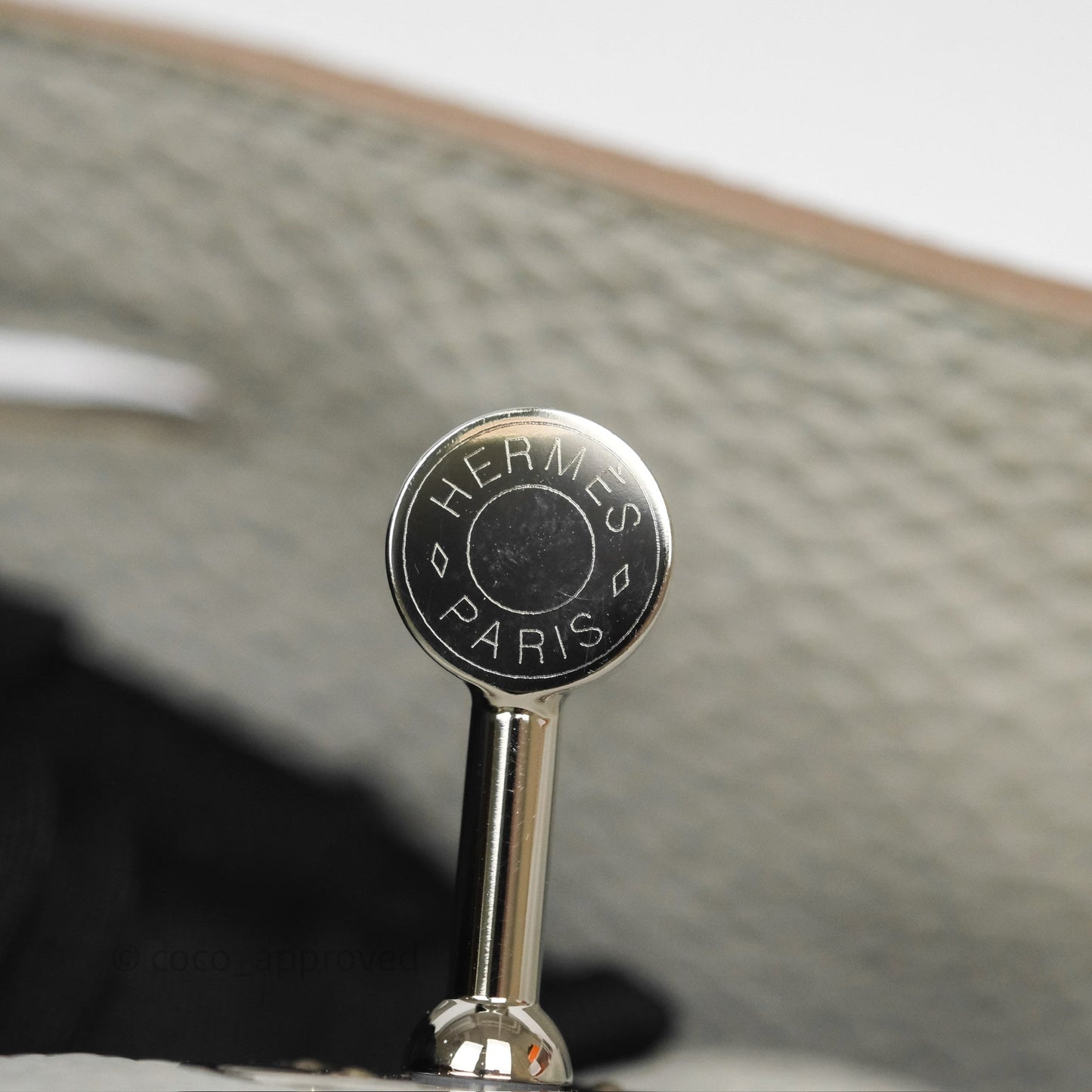 Hermès Lindy 26 Gris Perle 80 Clemence Palladium Hardware