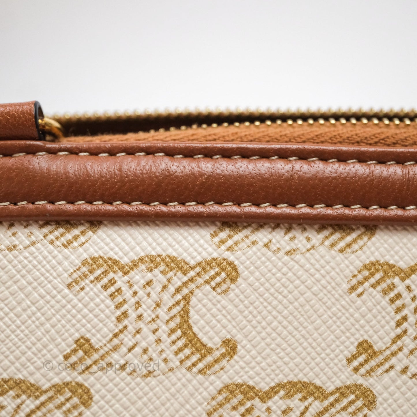 Celine Clutch With Chain Triomphe Canvas Lambskin White/Tan