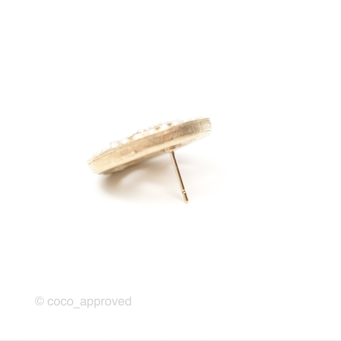 Chanel Pearl CC Round Earrings Gold Tone 17A