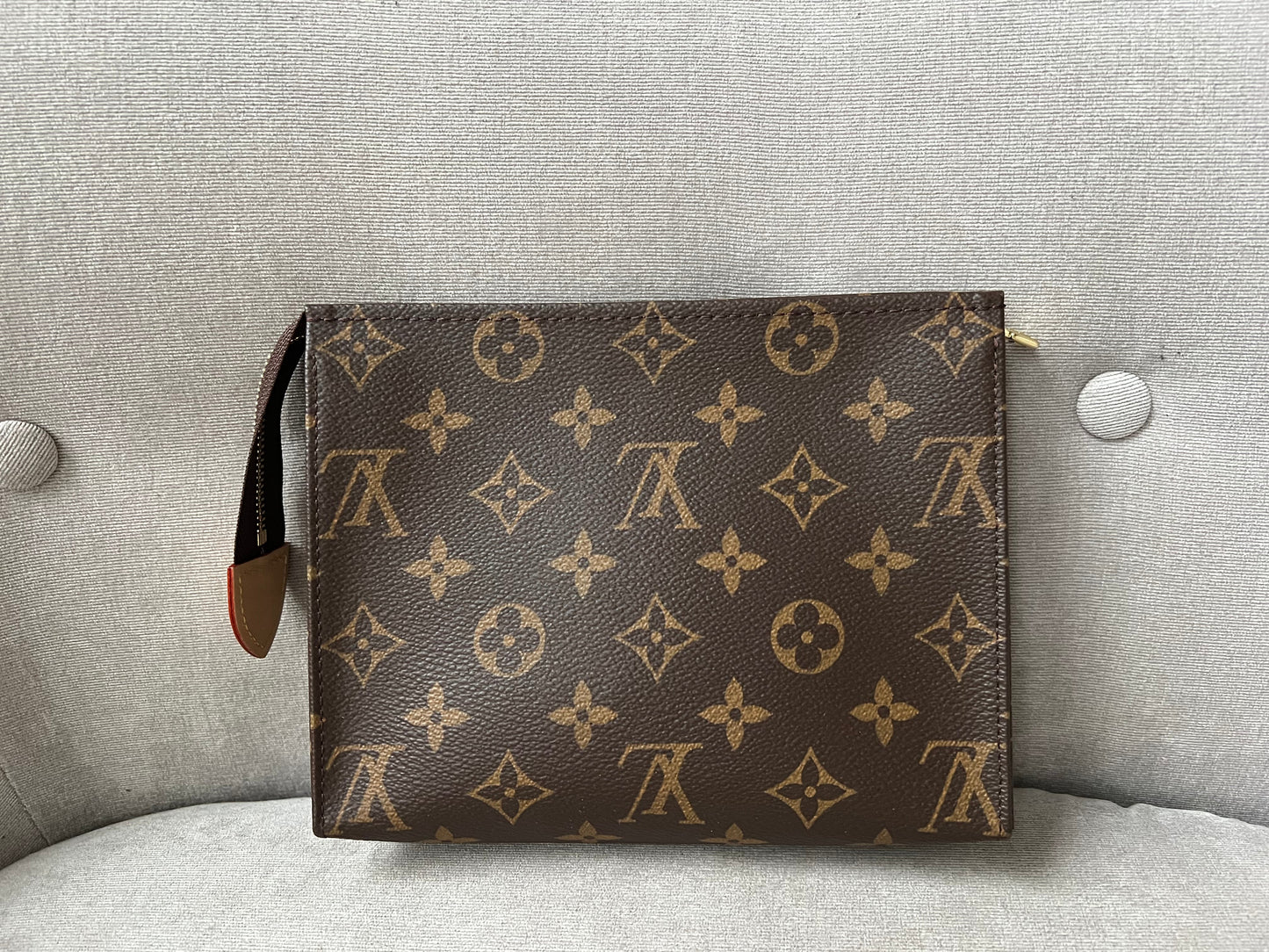 Louis Vuitton Toiletry Pouch 19 Monogram