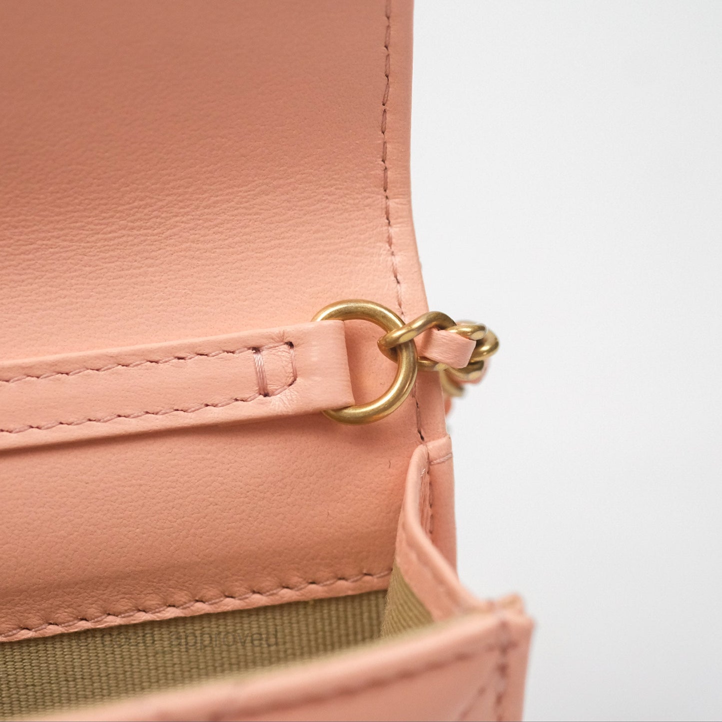 Chanel Pearl Crush Card Holder Pink Beige Lambskin Aged Gold Hardware