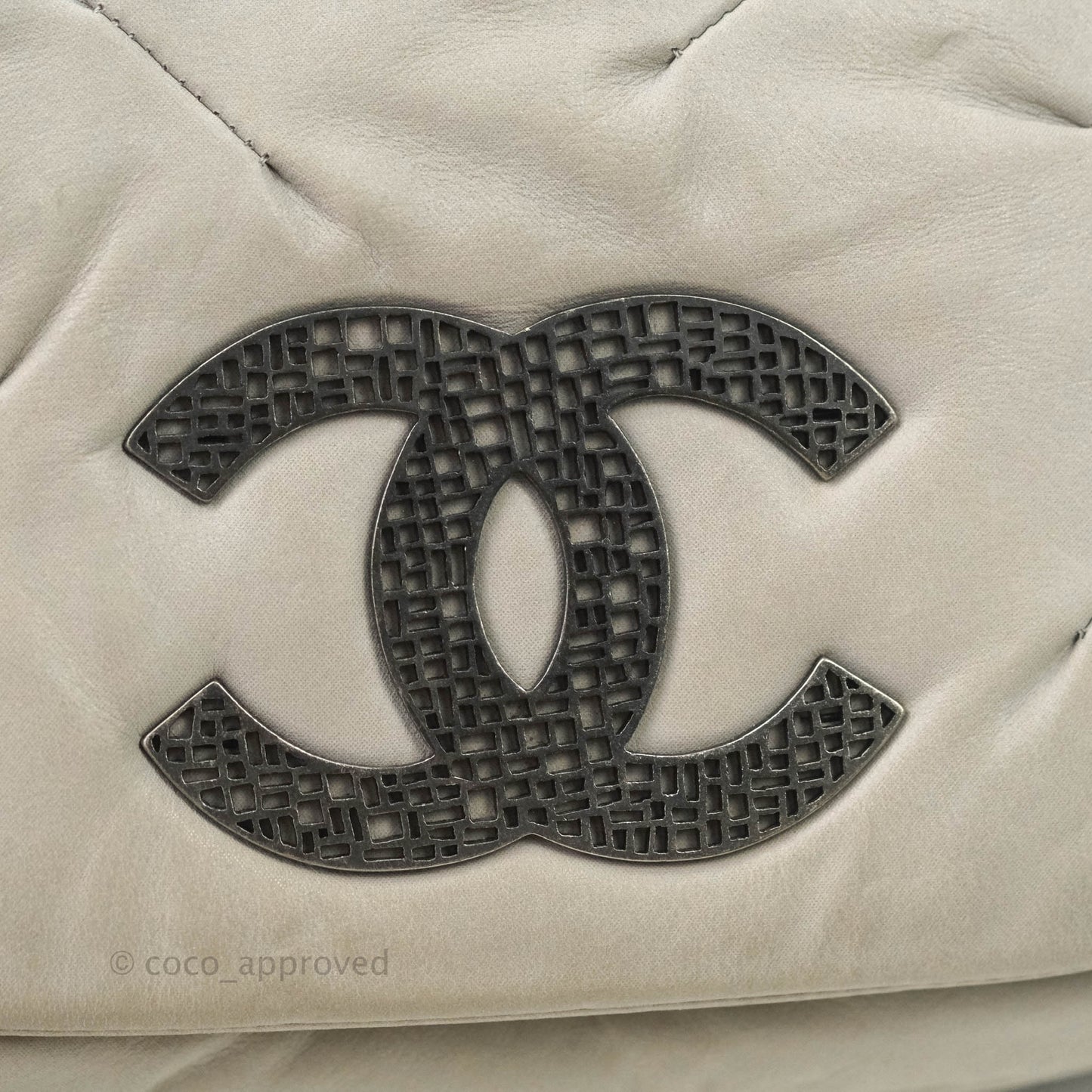 Chanel Flap Bag Iridescent Calfskin Ruthenium Hardware