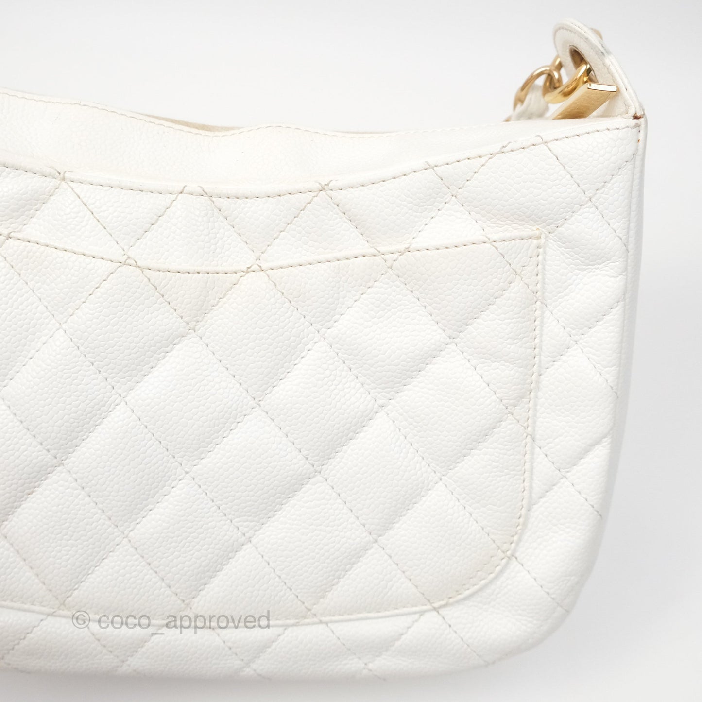 Chanel Vintage CC Quilted Shoulder Bag White Caviar Gold Hardware