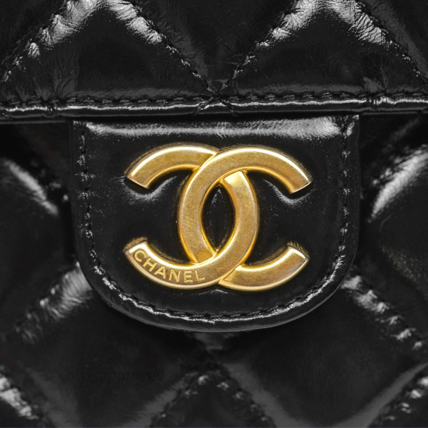 Chanel Small Wavy CC Hobo Black Shiny Crumpled Calfskin Aged Gold Hardware 23C