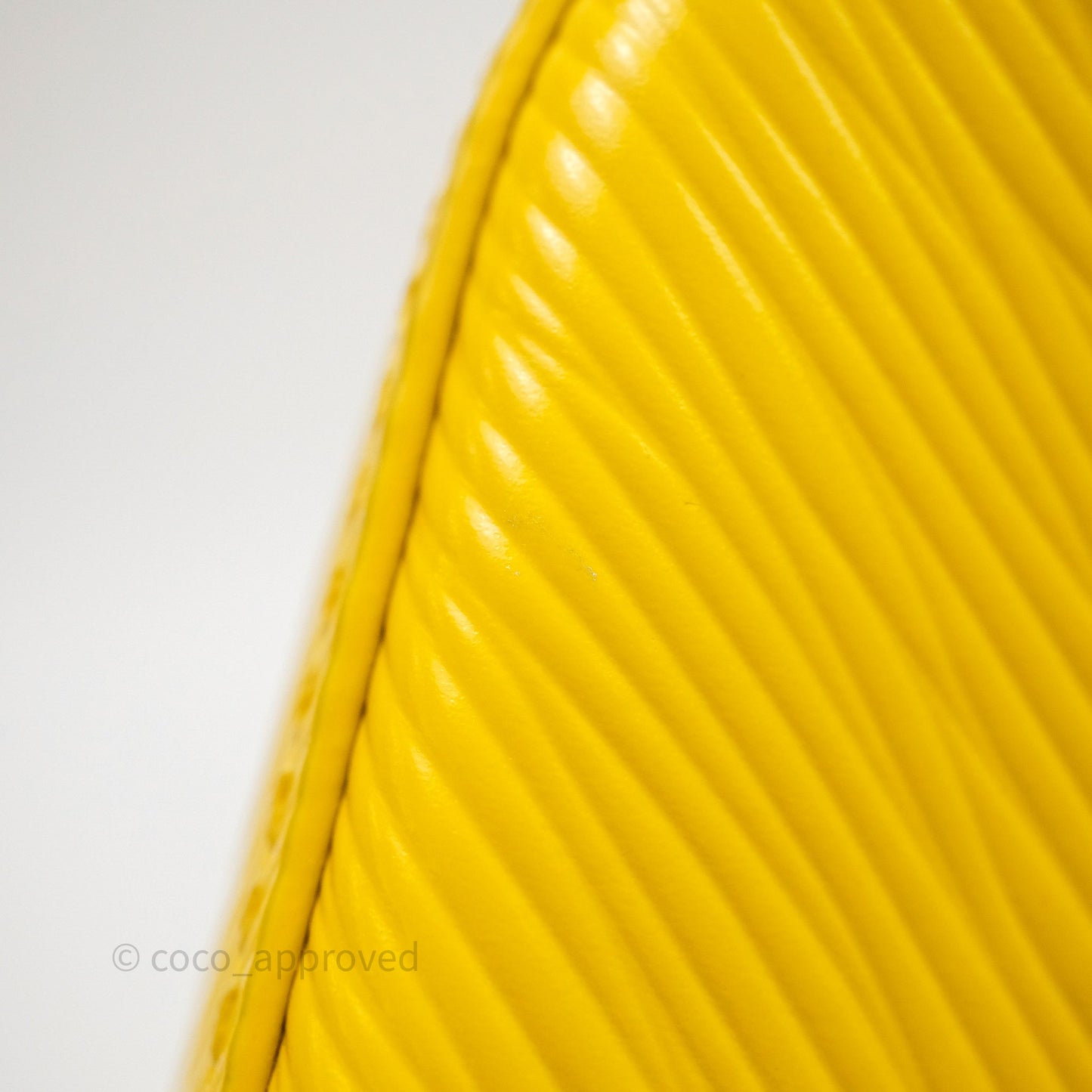 Louis Vuitton x Yayoi Kusama Epi Marellini Bag Infinity Dots Yellow Silver Hardware