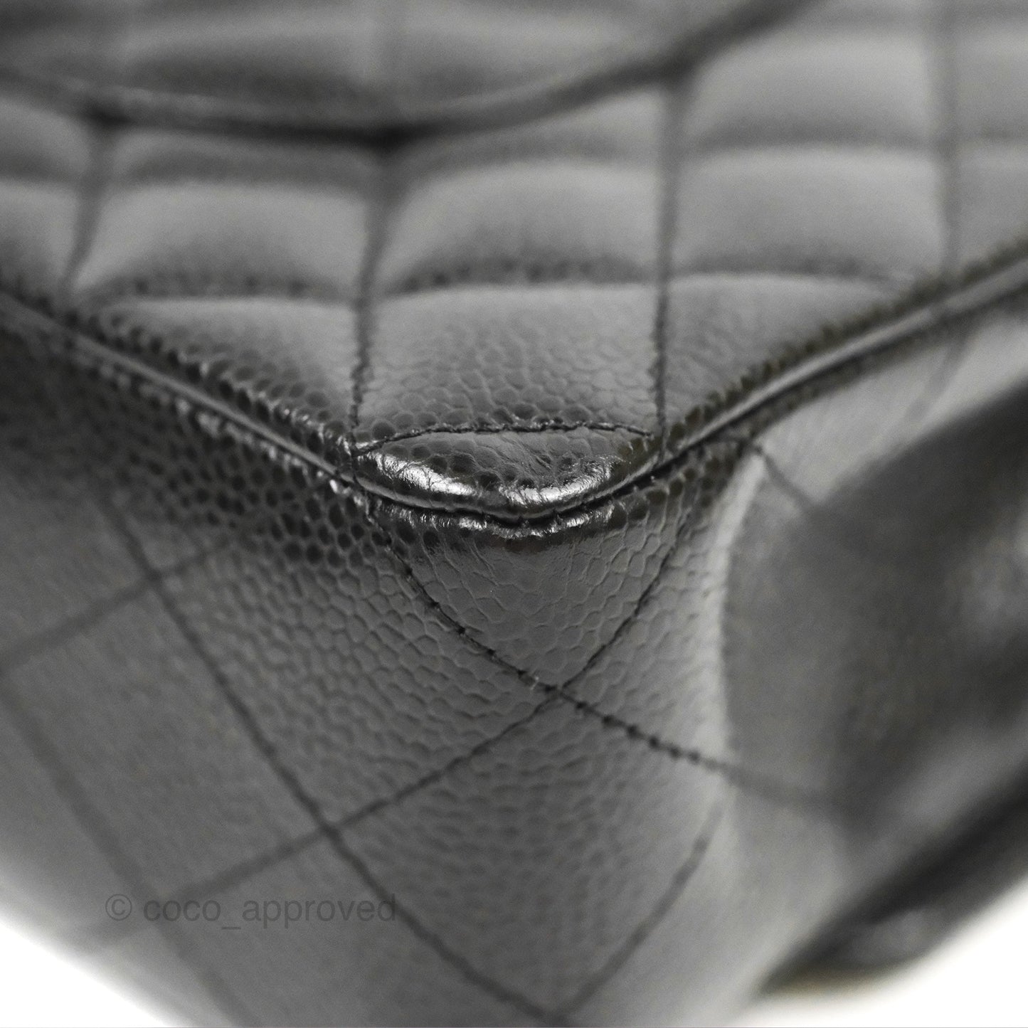 Chanel Classic M/L Medium Flap Quilted Black Caviar Gold Hardware