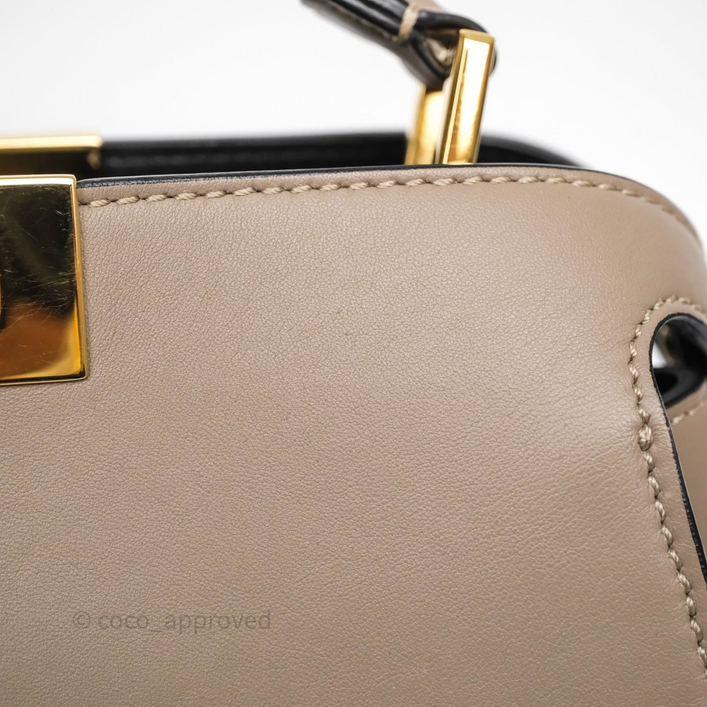 Fendi Peekaboo Iconic Essentially Bag Calfskin Beige