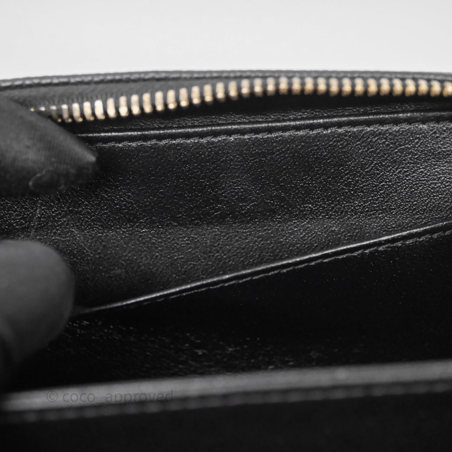 Chanel Quilted Small CC Filigree Vanity Case Black Caviar Aged Gold Hardware