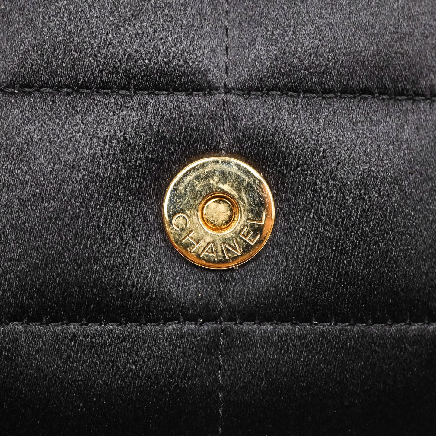 Chanel Vintage Mini Chocolate Bar Camellia Flap Black Velvet Gold Hardware
