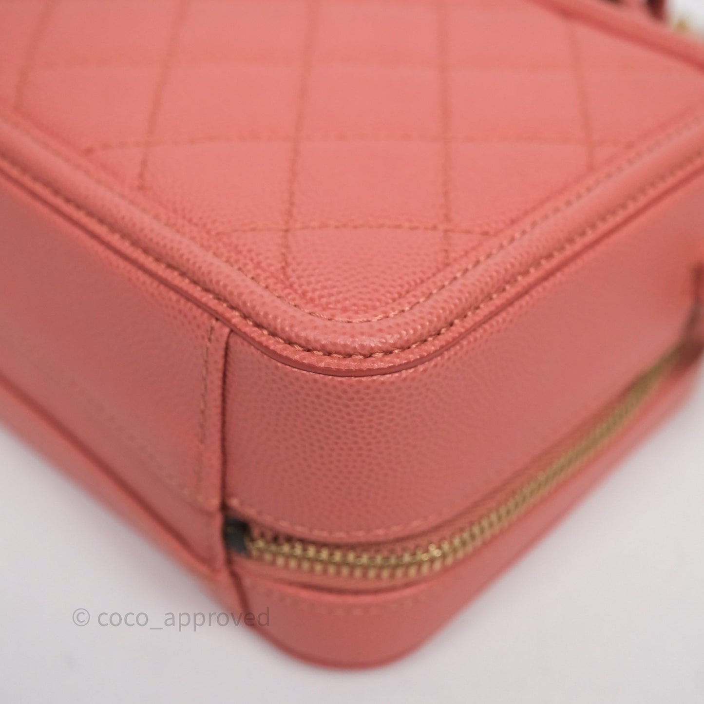 Chanel Quilted Small CC Filigree Vanity Case Pink Caviar Aged Gold Hardware