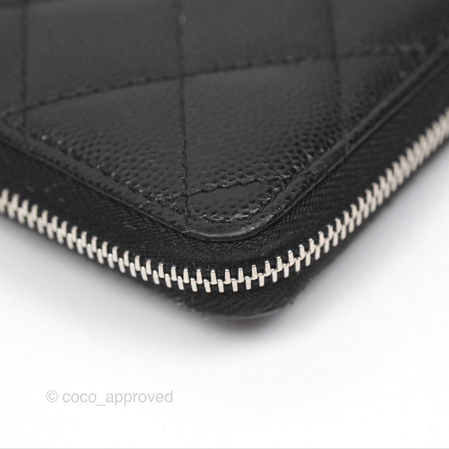 Chanel Zipped Coin Purse Black Caviar White CC Silver Hardware