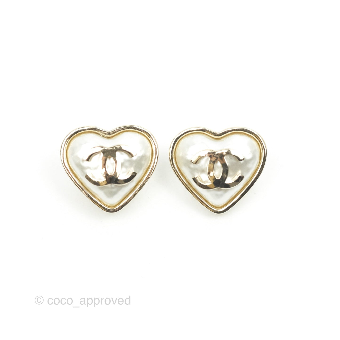 Chanel Pearl CC Heart Earrings Gold Tone 22C