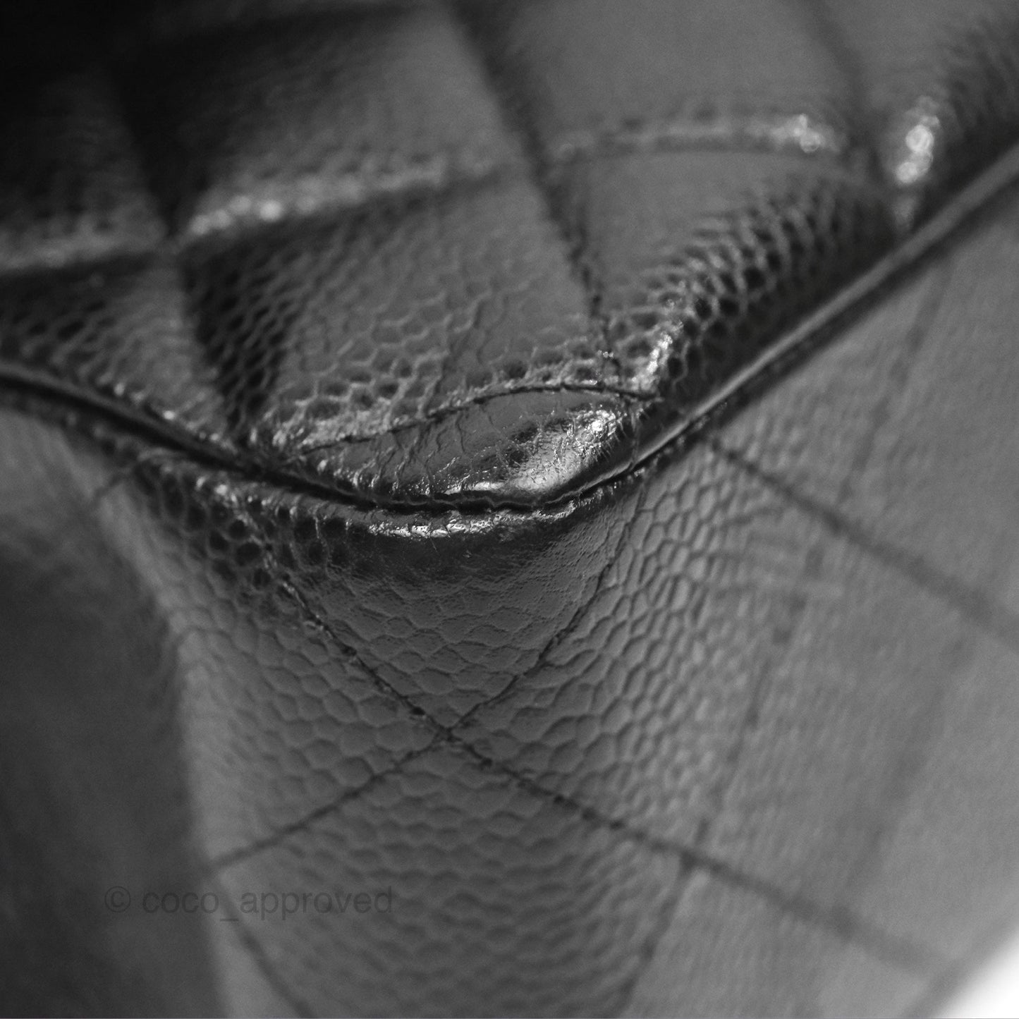 Chanel Classic M/L Medium Flap Quilted Black Caviar Silver Hardware