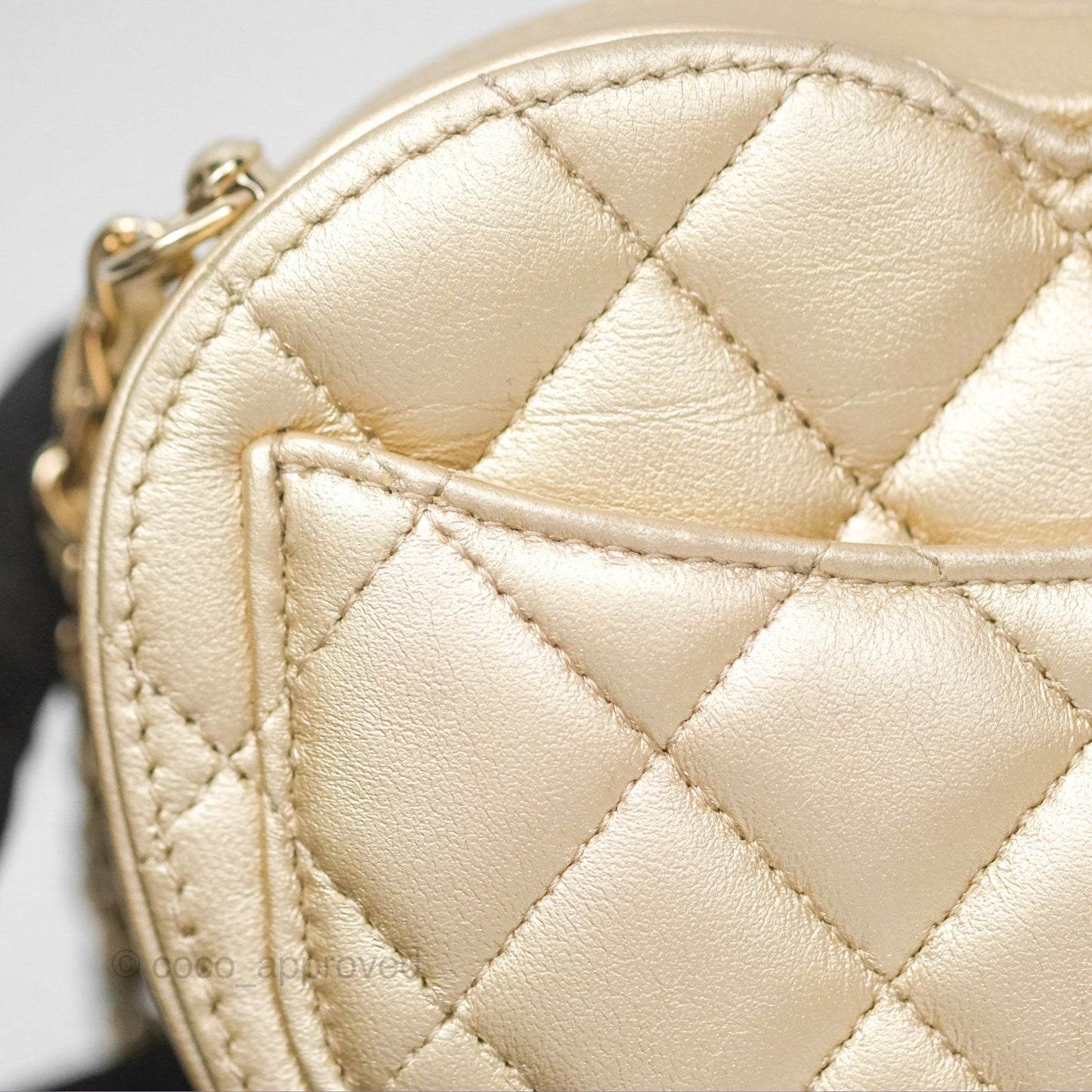 Chanel Small Heart Bag Gold Lambskin Gold Hardware 22S