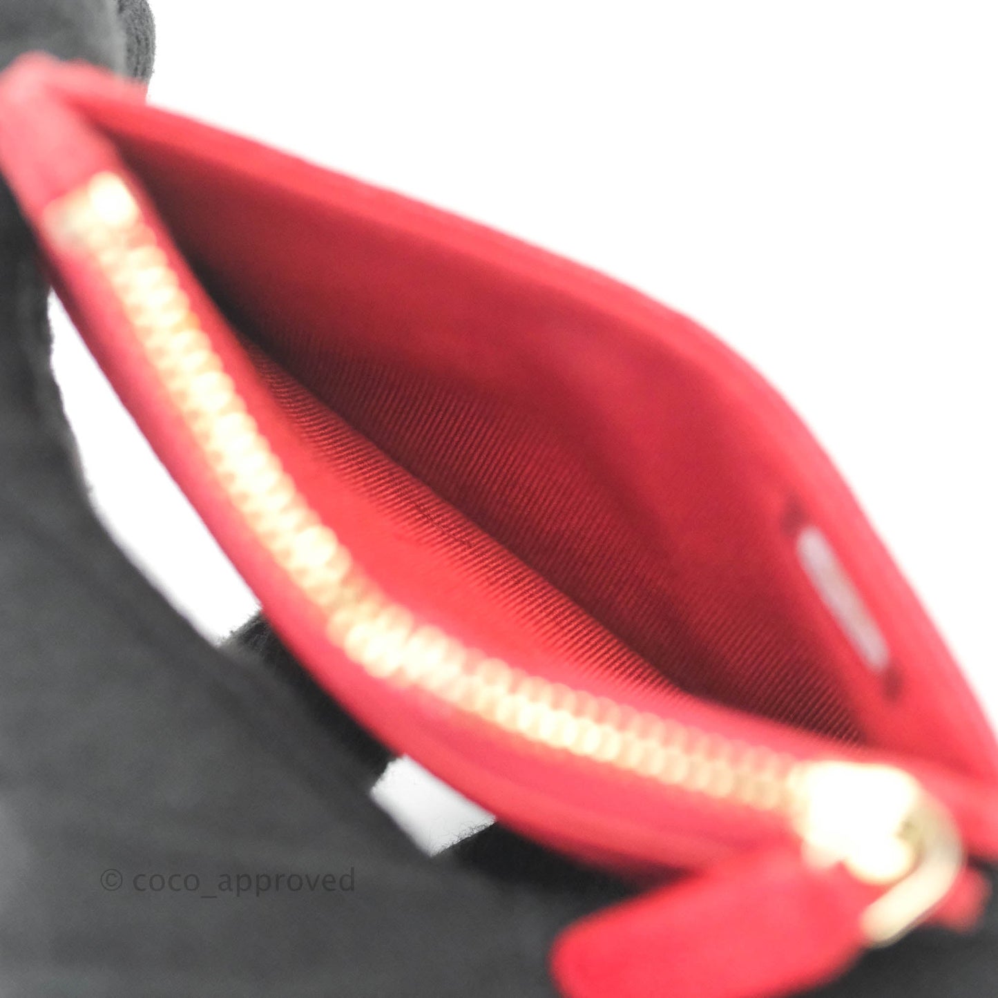Chanel Quilted CC Zipped Card Holder Caviar Red Gold Hardware