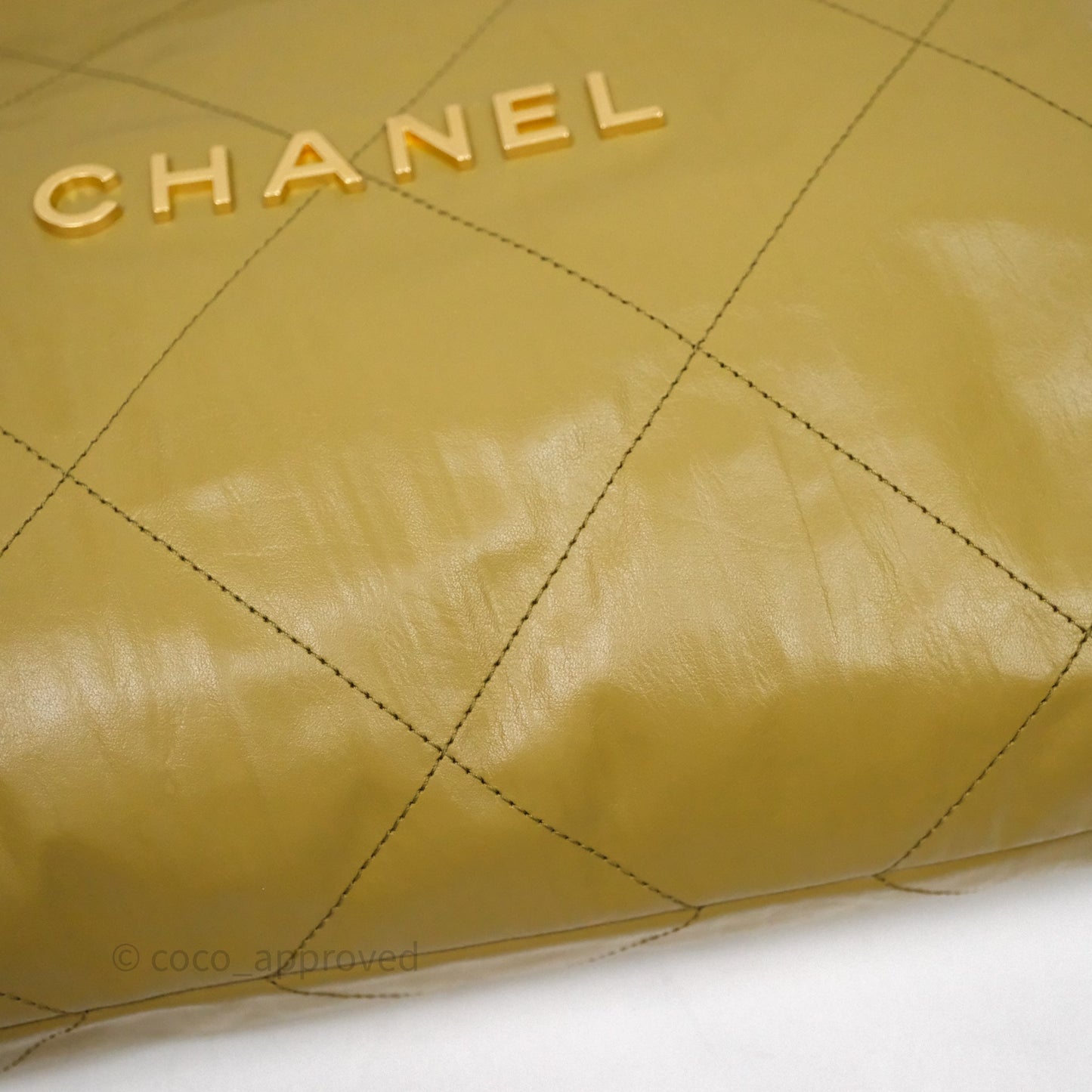 Chanel 22 Bag Medium Crumpled Olive Green Calfskin Aged Gold Hardware