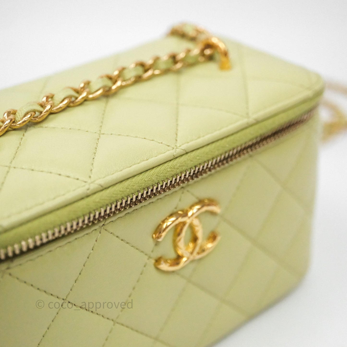 Chanel Quilted Vanity With Chain Lambskin Green Gold Hardware