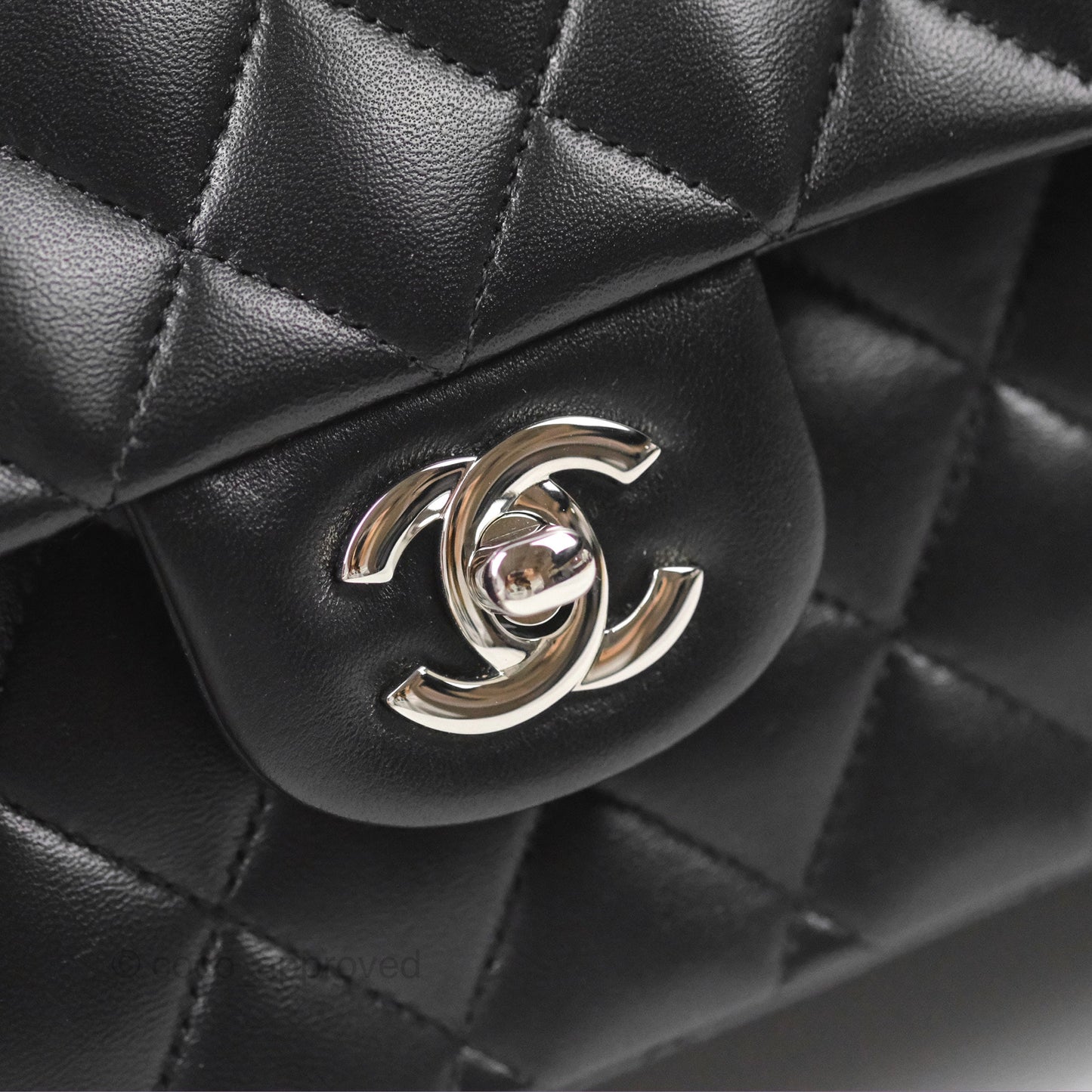 Chanel Classic M/L Medium Flap Quilted Black Lambskin Silver Hardware