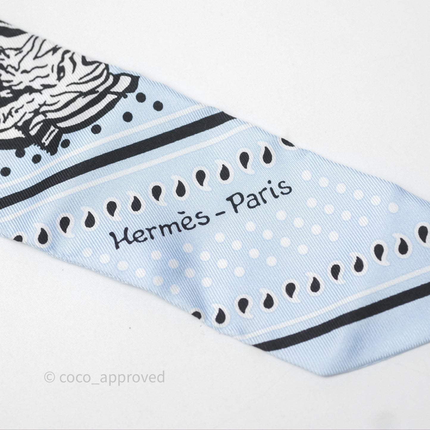 Hermès Les Zebres Bandana Twilly