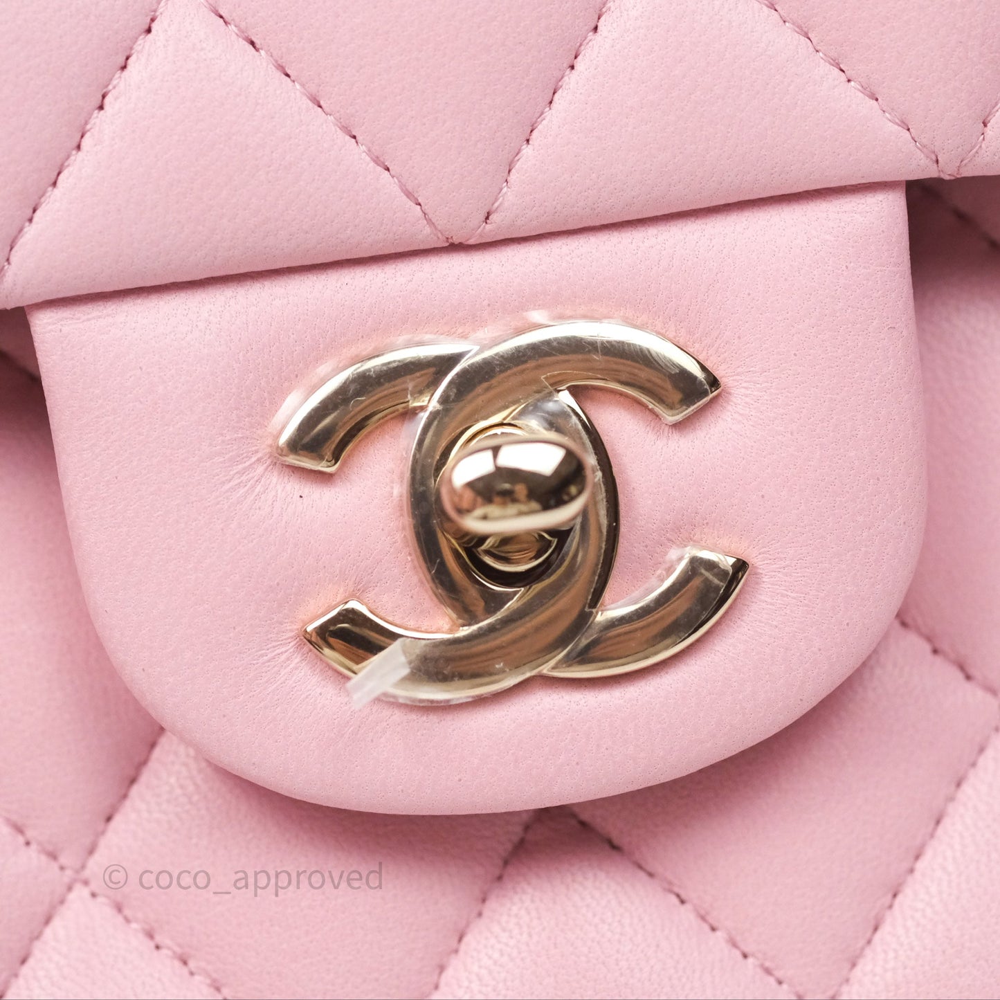 Chanel Classic M/L Medium Flap Quilted Pink Lambskin Gold Hardware