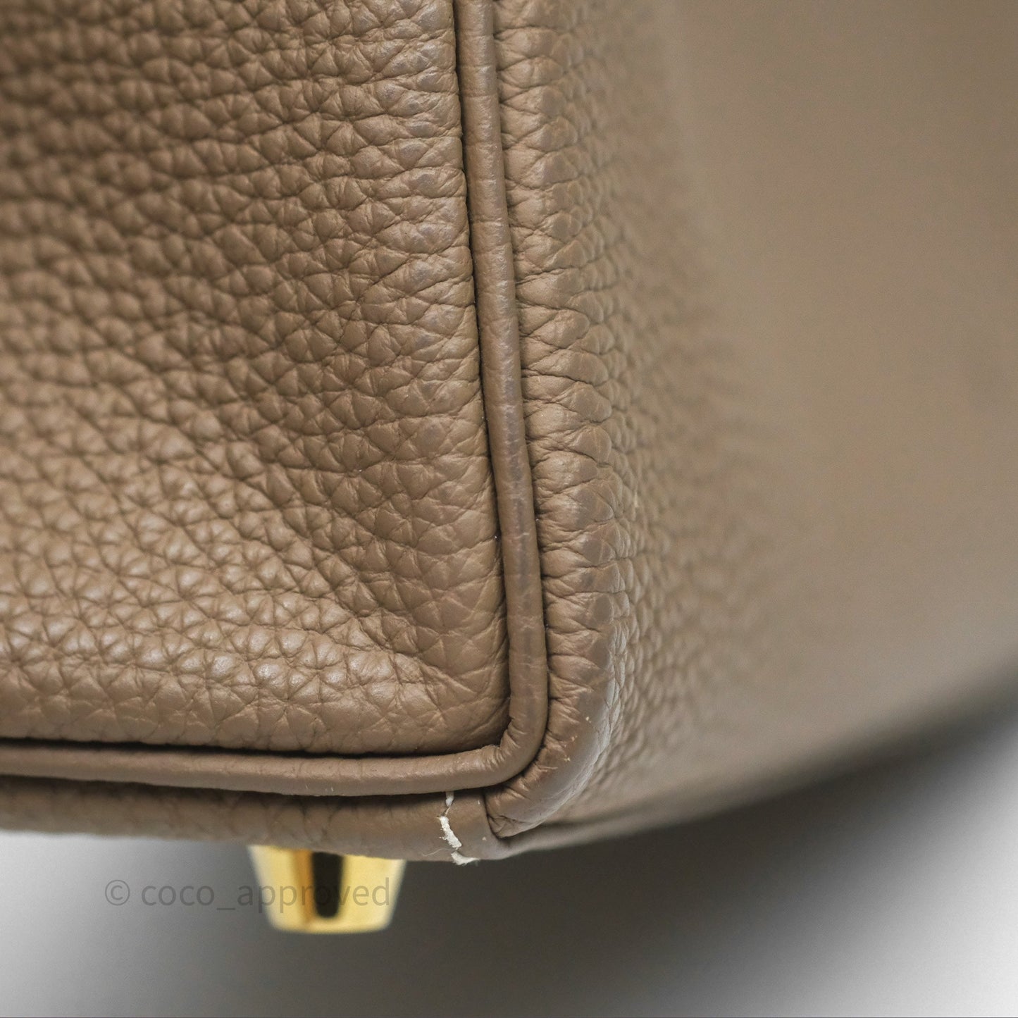 Hermès Retourne Kelly 25 Etoupe 18 Togo Gold Hardware