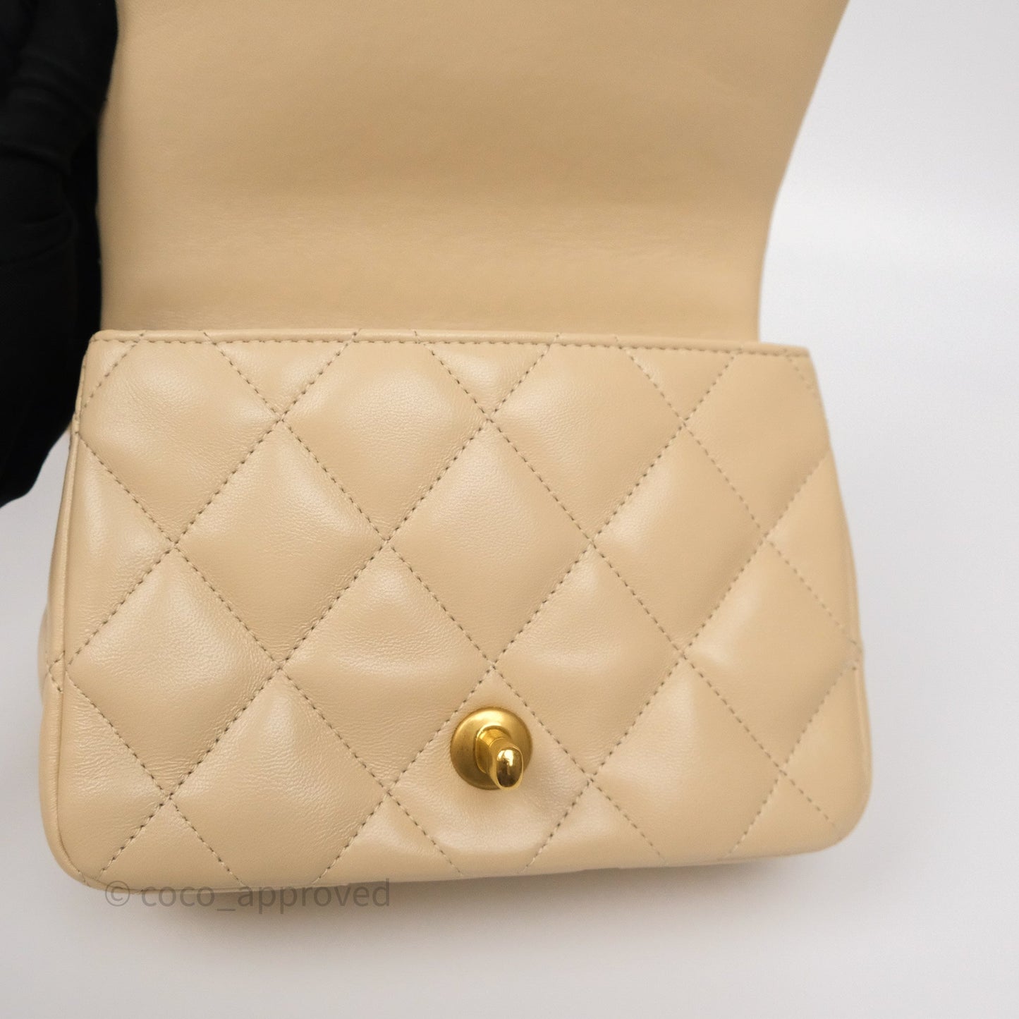 Chanel Sweetheart Mini Flap Beige Shiny Lambskin Aged Gold Hardware