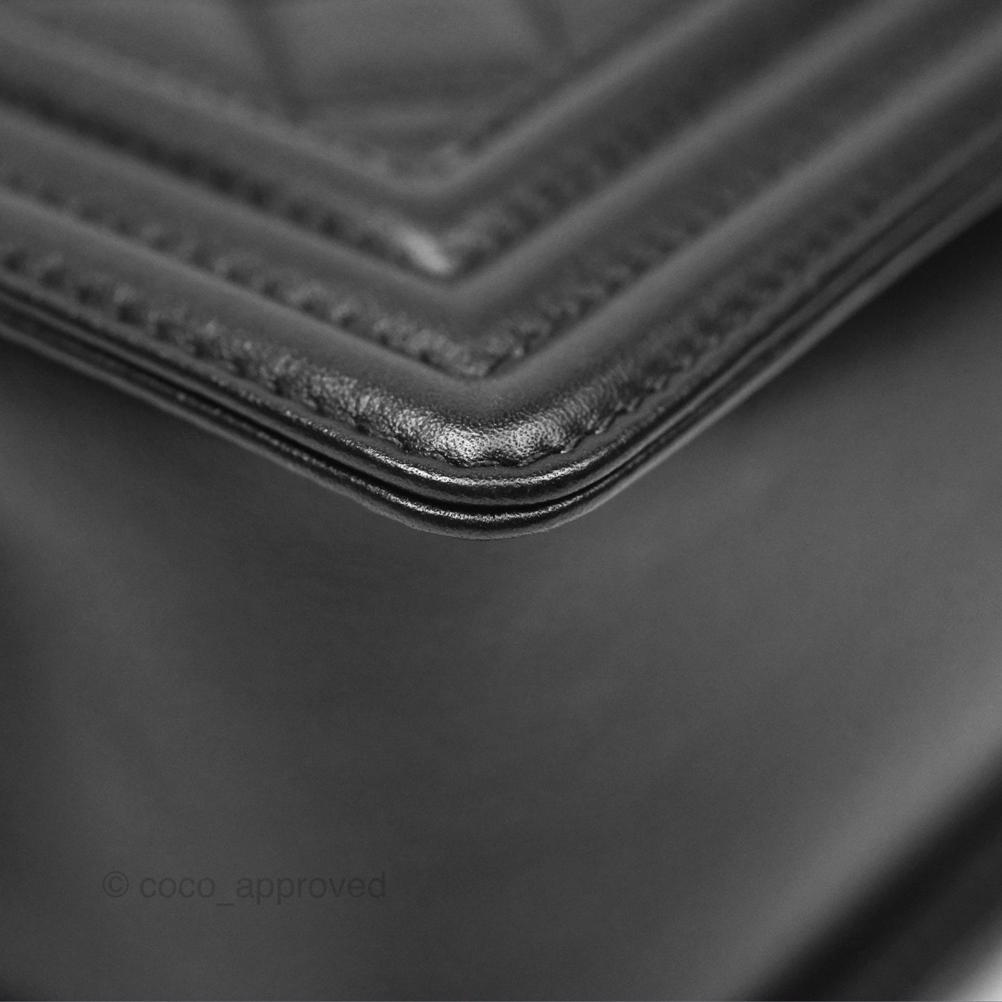 Chanel Medium Boy Quilted Black Calfskin Dark Silver Hardware