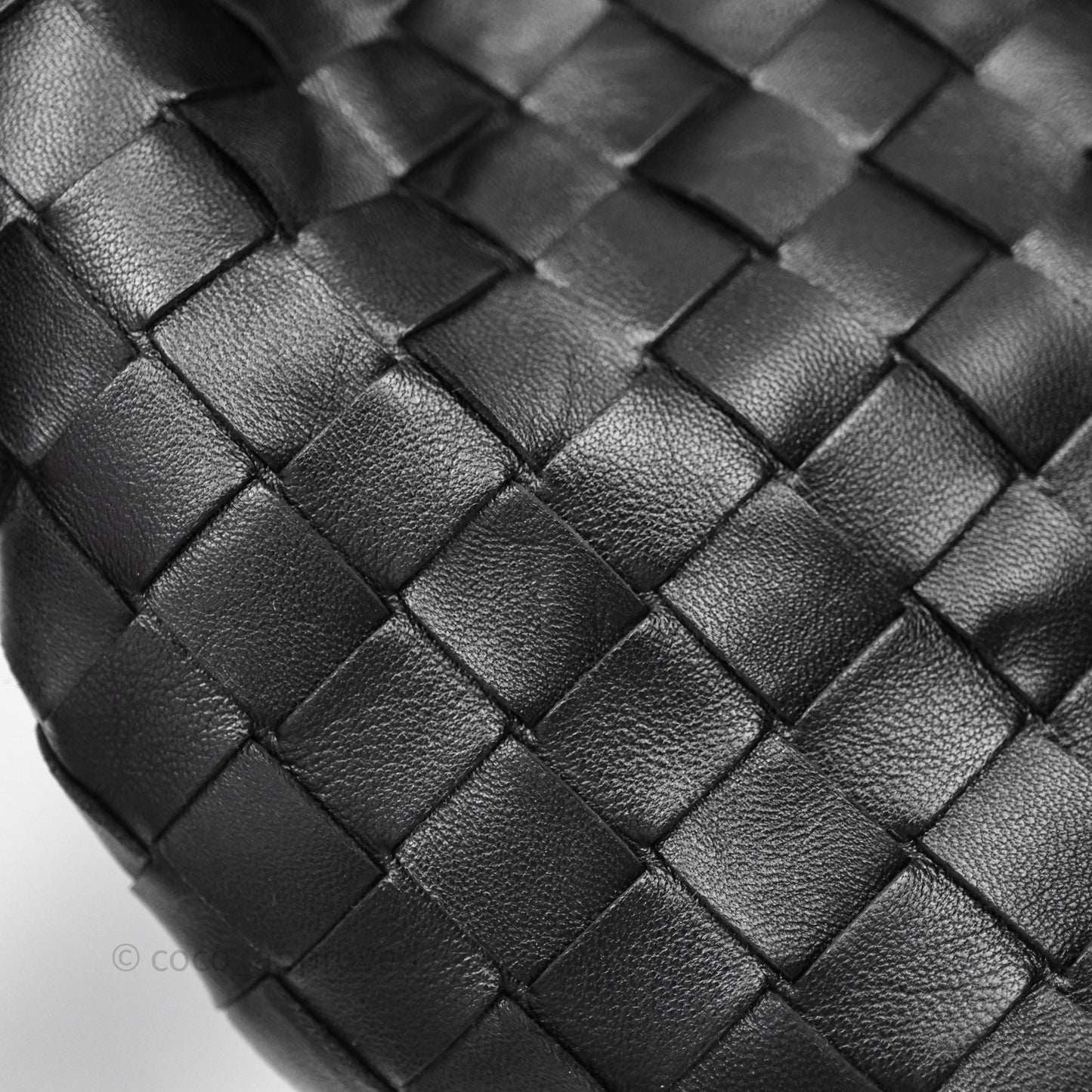 Bottega Veneta Nappa Intrecciato Medium BV Jodie Black