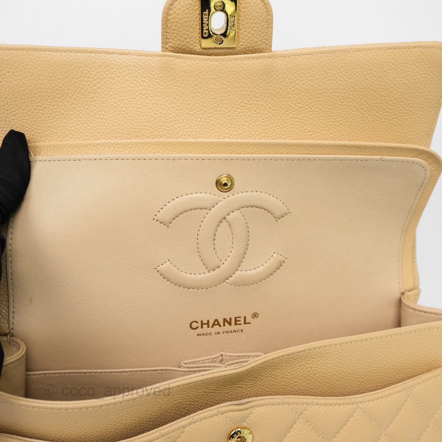 Chanel M/L Medium Classic Flap Quilted Beige Caviar Gold Hardware