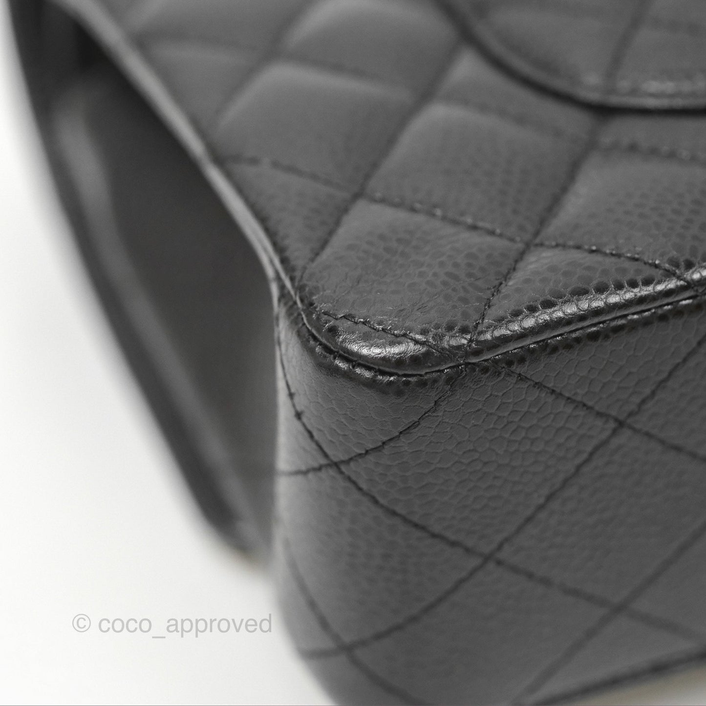 Chanel Classic M/L Medium Flap Quilted Black Caviar Gold Hardware