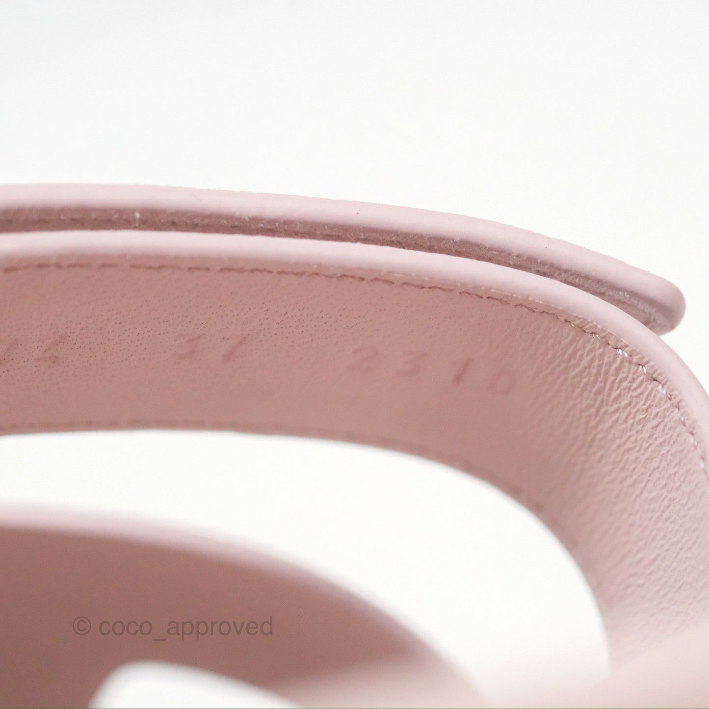 Hermès Chypre Sandals in Rose Porcelaine Size 37