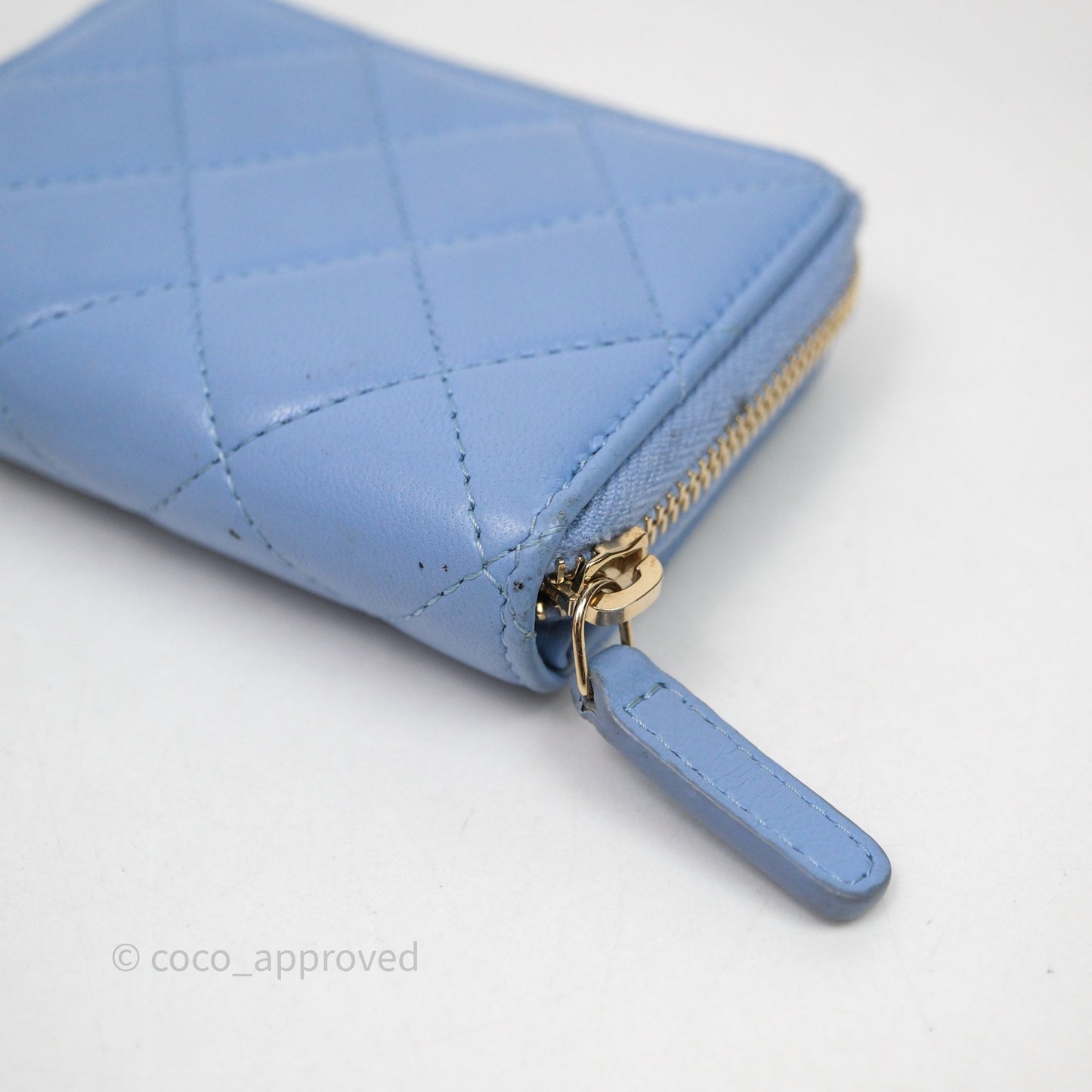 Chanel Classic Zipped Coin Purse Blue Lambskin Gold Hardware