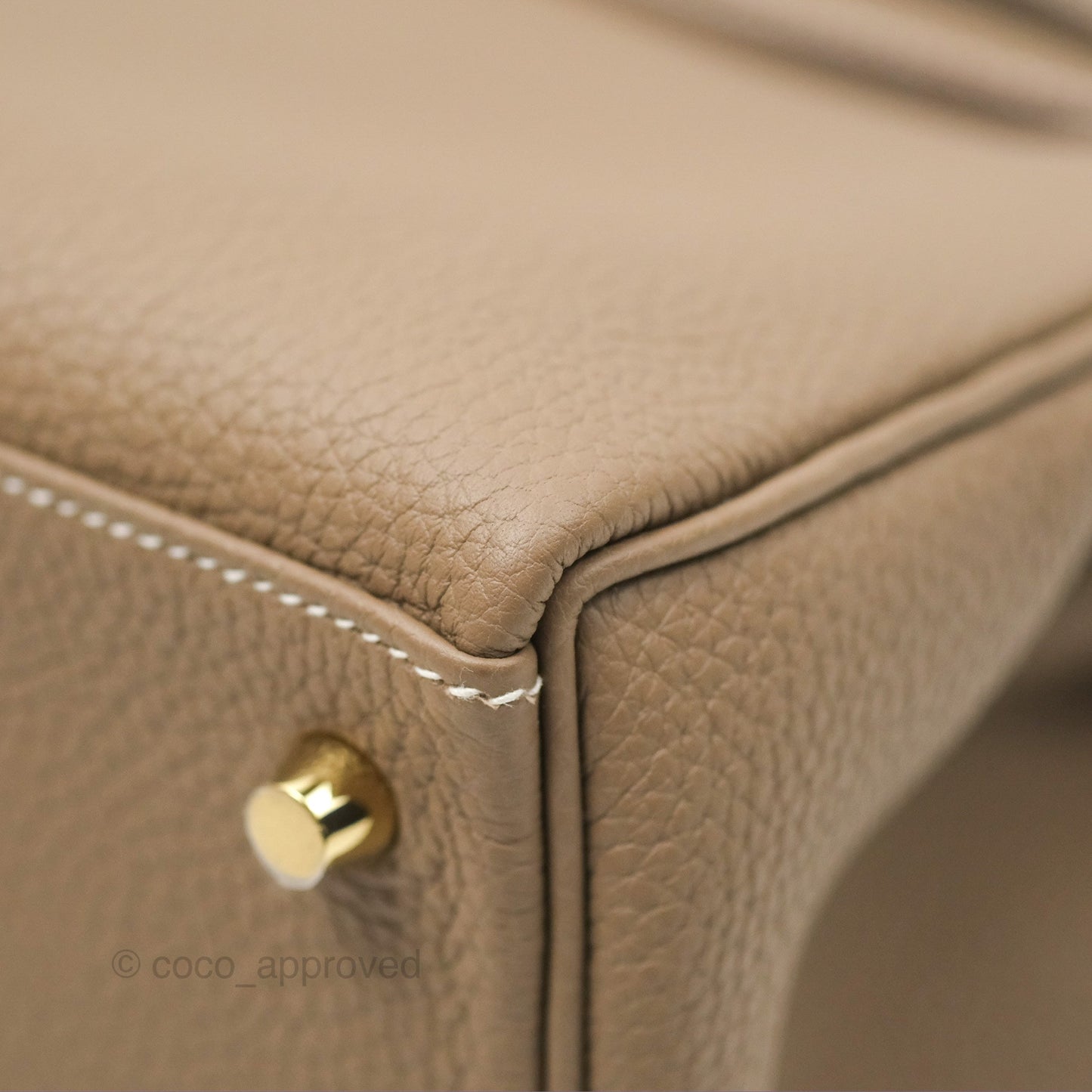 Hermès Kelly 28 Retourne Etoupe Togo Gold Hardware