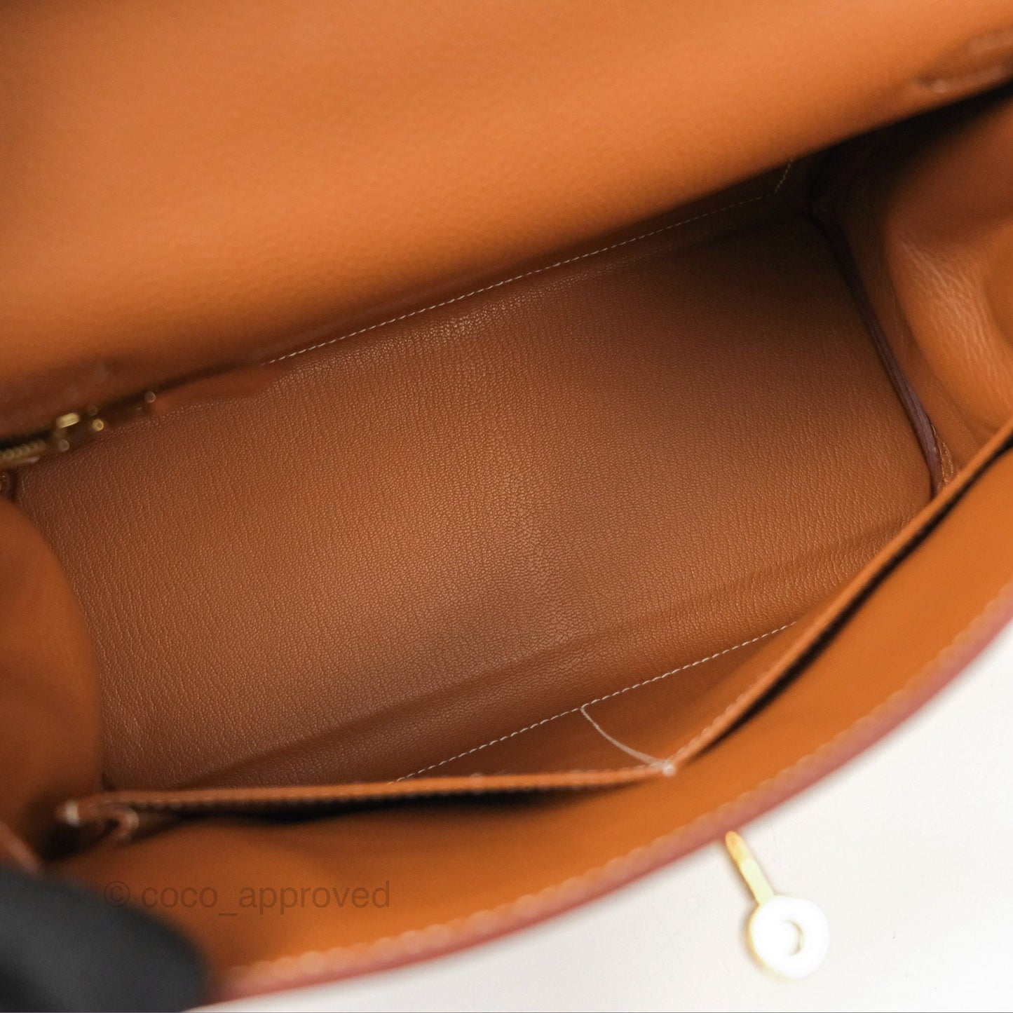 Hermès Retourne Kelly 28 Gold Togo Gold Hardware
