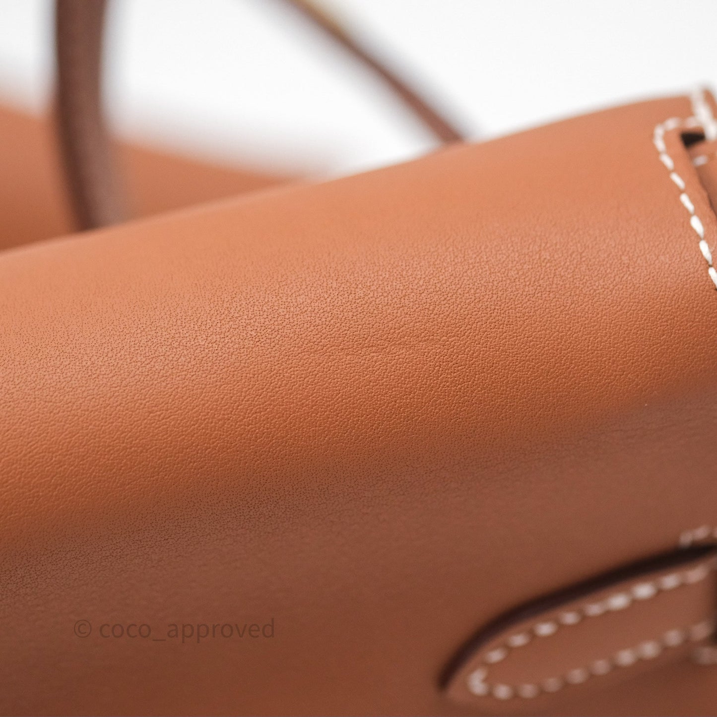 Hermès Kelly Moove Gold 37 Swift Gold Hardware