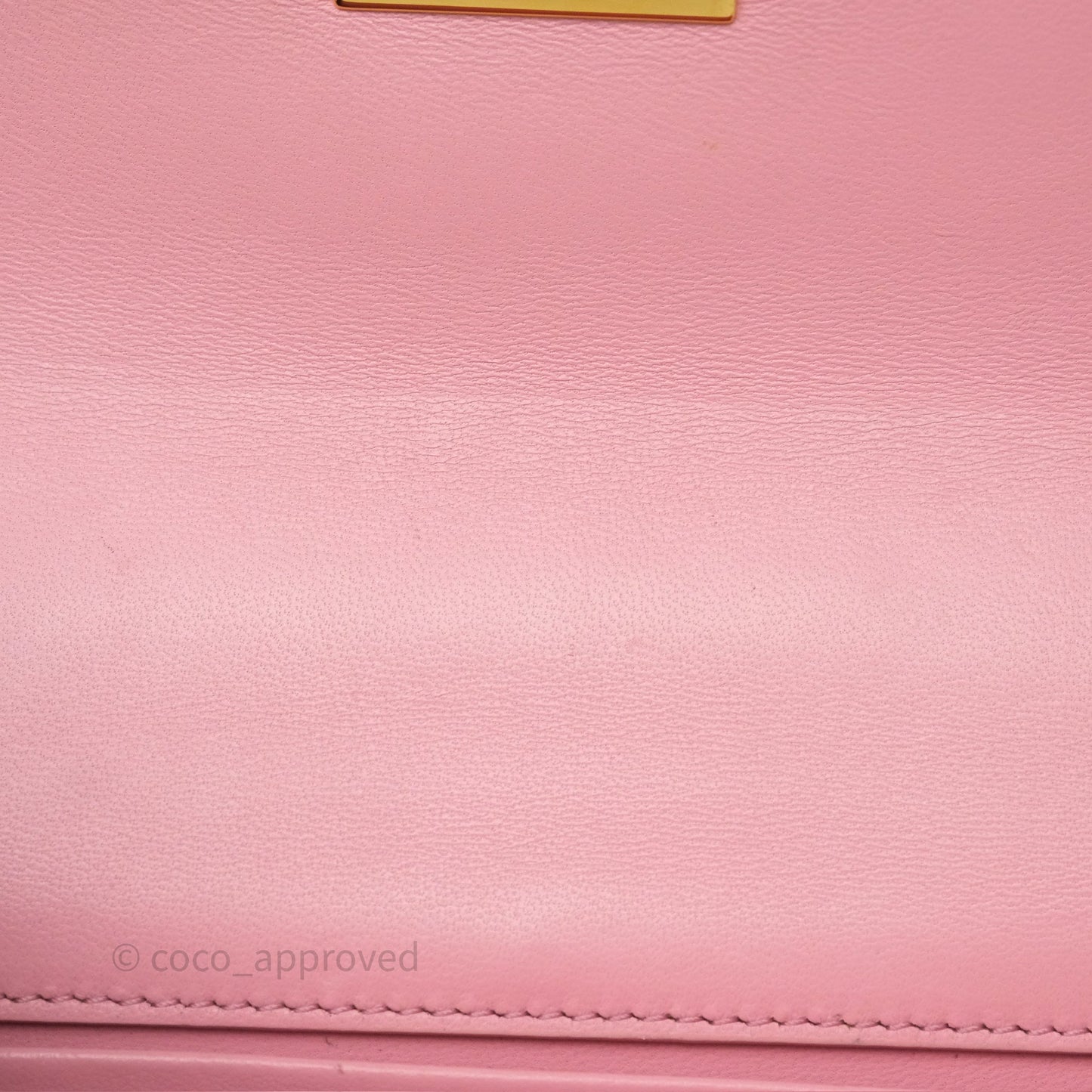 Dior 30 Montaigne East-West Chain Bag Pink
