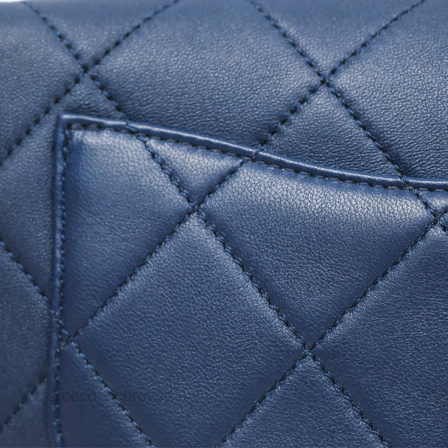 Chanel Resin Bi-Color Chain Belt Bag Navy Lambskin Gold Hardware