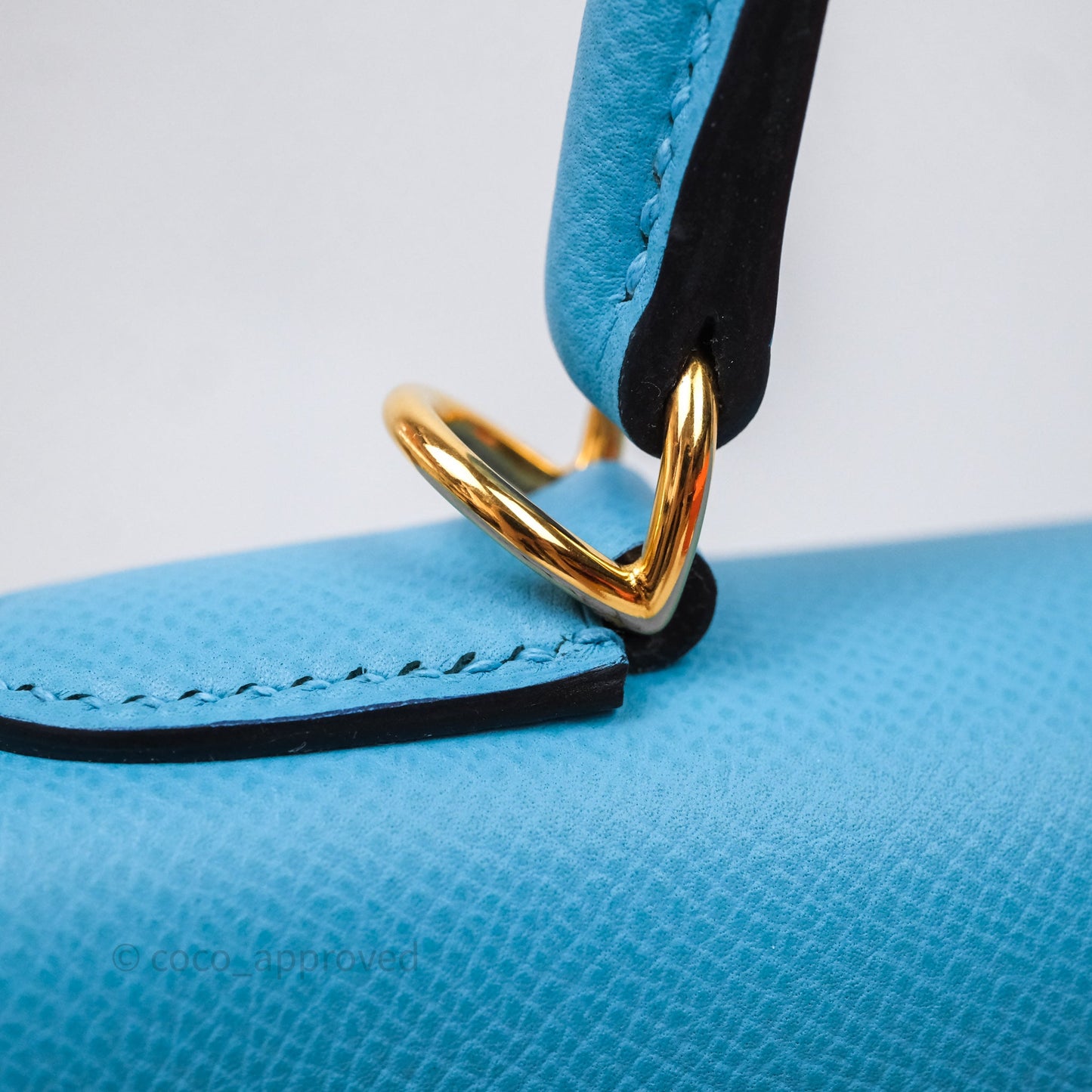 Hermès Kelly 28 Bleu du Nord P3 Epsom Gold Hardware