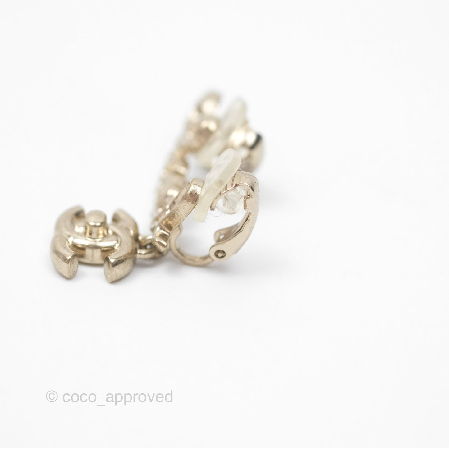Chanel Logo CC Turnlock Ear Clips Gold Tone 21P