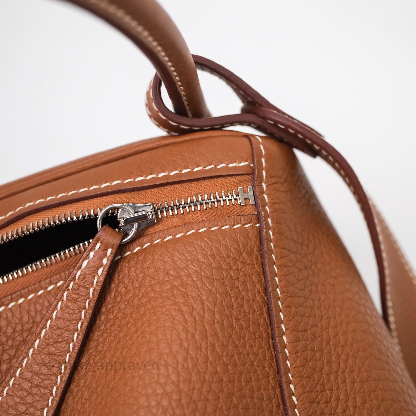 Hermès Lindy 26 Gold Clemence Palladium Hardware