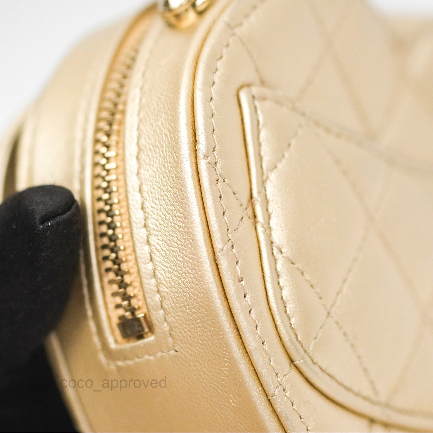 Chanel Small Heart Bag Gold Lambskin Gold Hardware 22S